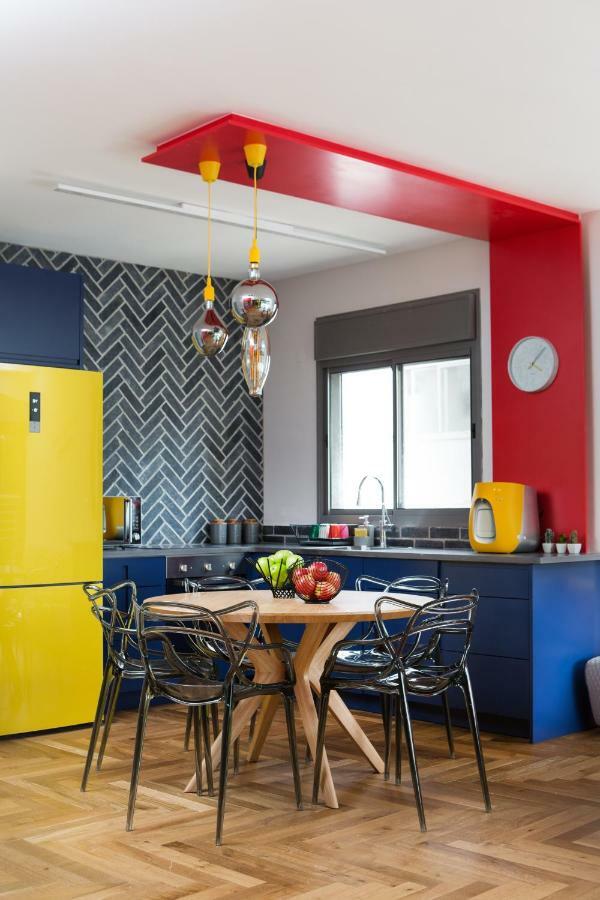 Colorful Bnb Apartment Haifa Exterior photo
